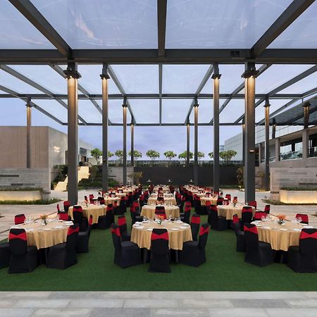 Hilton Garden Inn Bengaluru Embassy Manyata Business Park Esterno foto