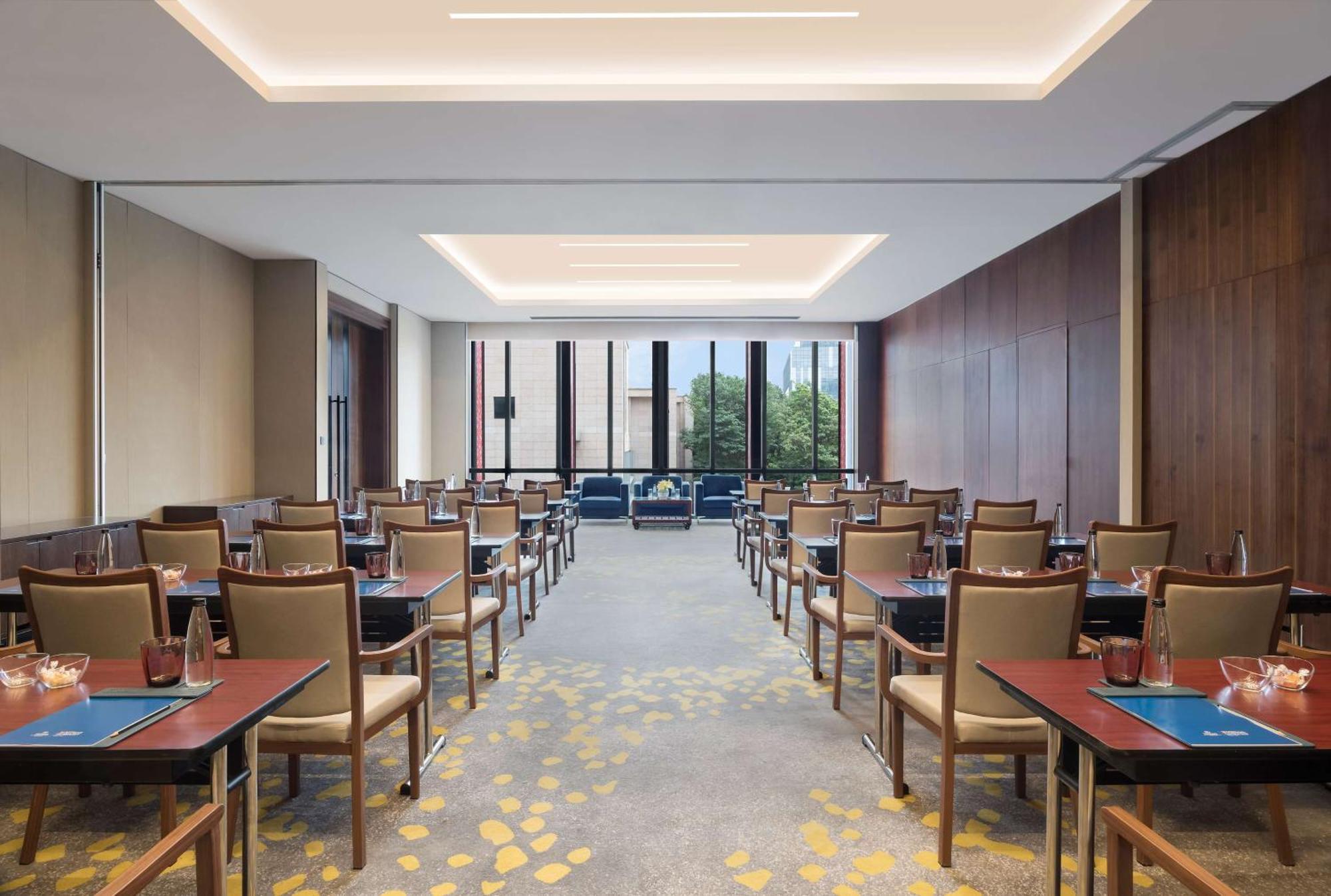 Hilton Garden Inn Bengaluru Embassy Manyata Business Park Esterno foto