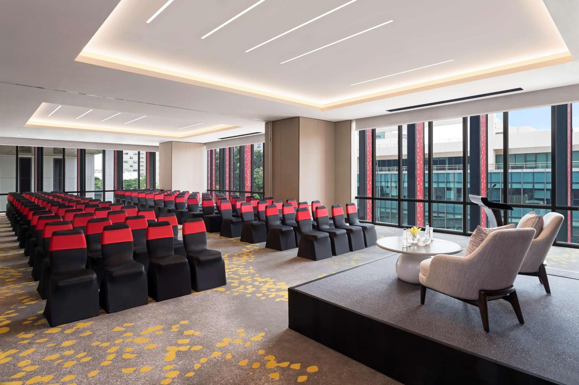 Hilton Garden Inn Bengaluru Embassy Manyata Business Park Esterno foto