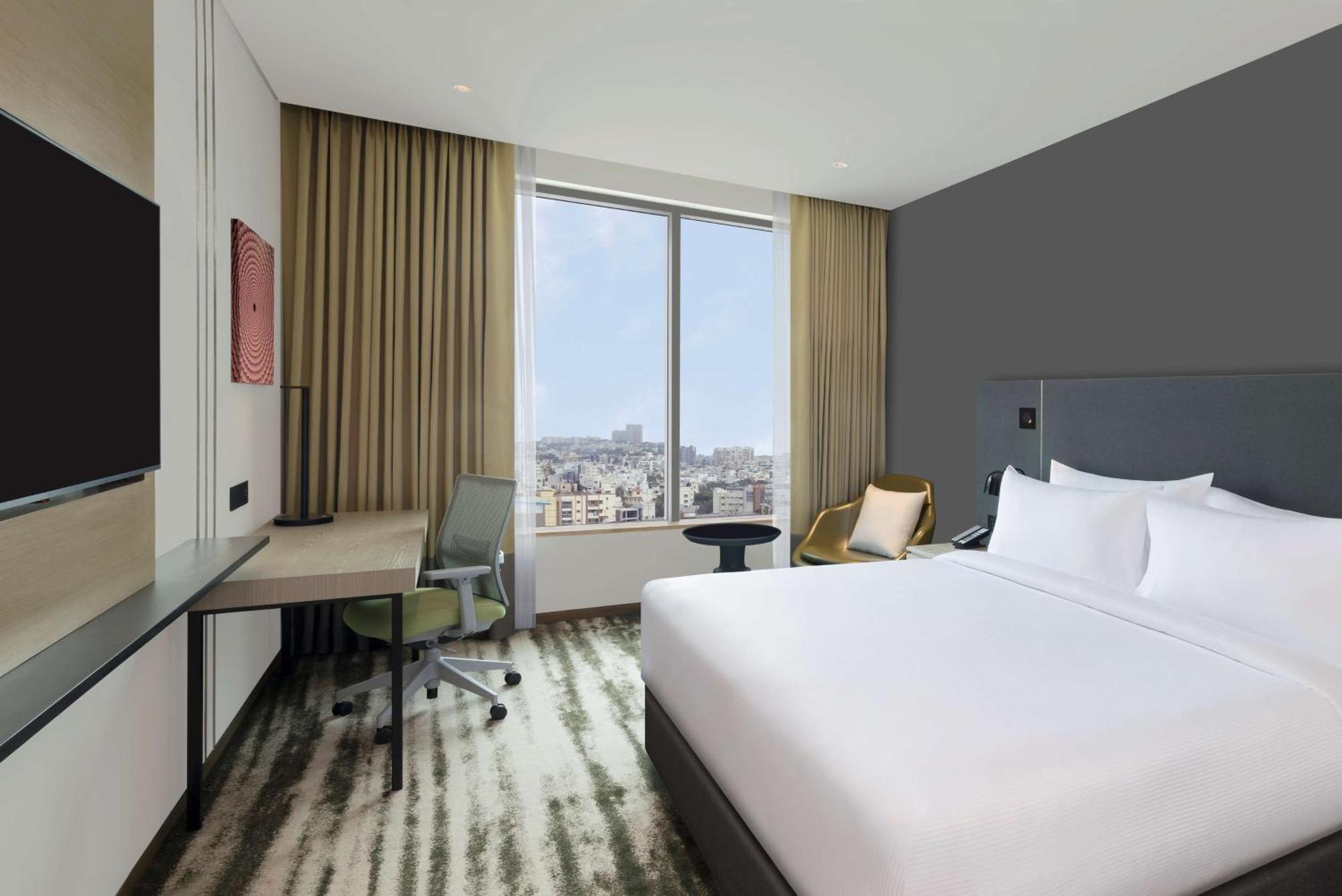 Hilton Garden Inn Bengaluru Embassy Manyata Business Park Esterno foto
