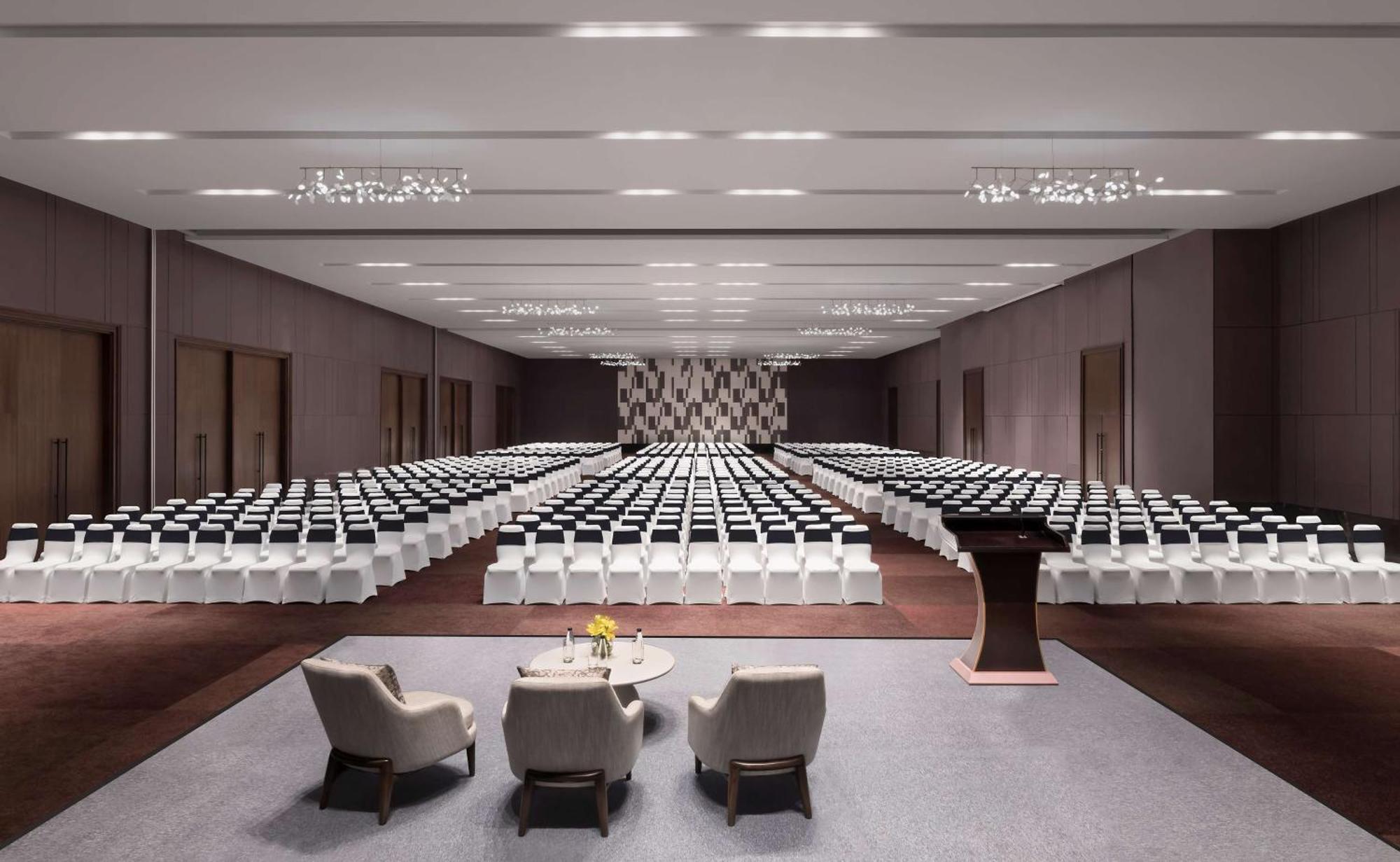 Hilton Garden Inn Bengaluru Embassy Manyata Business Park Esterno foto